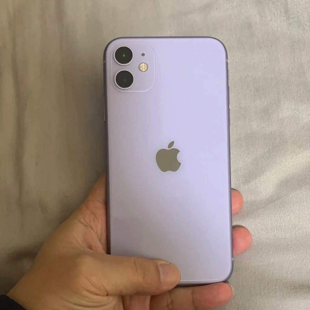 Apple iPhone 11 256 GB unlocked - Light Purple Dual-Camera Smartphone